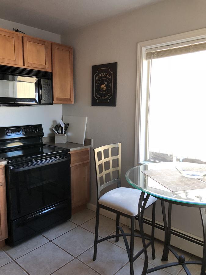 Anchorage Uptown Suites Eksteriør bilde