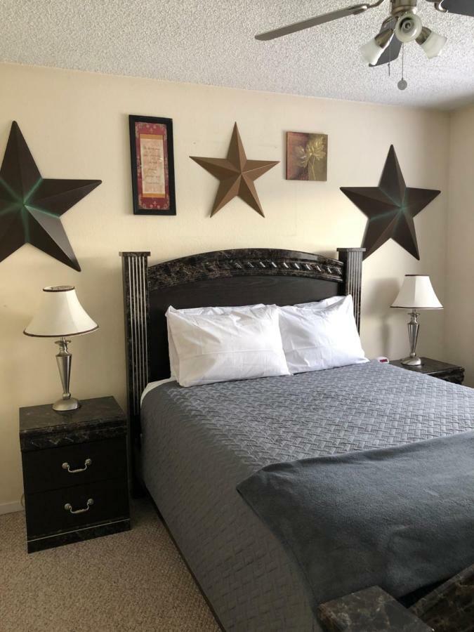 Anchorage Uptown Suites Eksteriør bilde